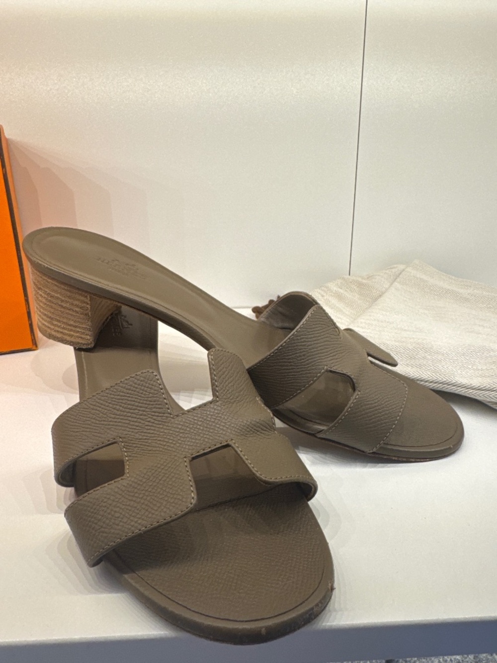 Hermes Oasis sandal